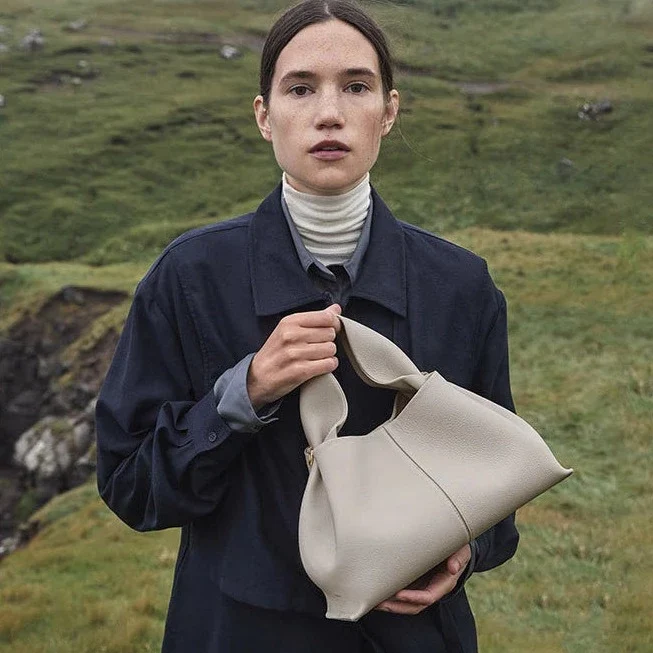 VINTAGE Bolso grande de cuero vegano / Bandolera