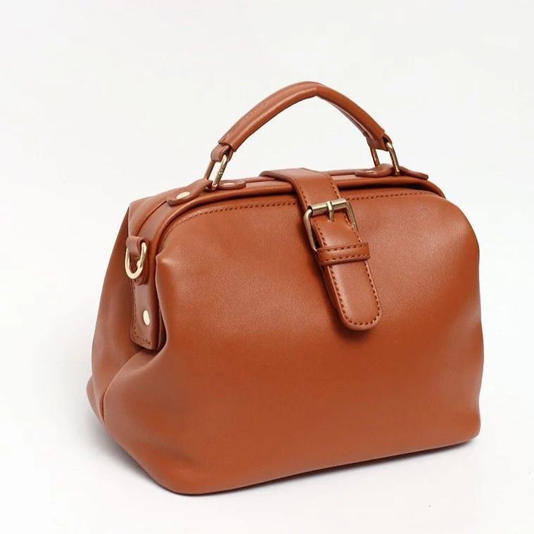 Bolso de hombro vegano estilo doctor CEZIRA con asa