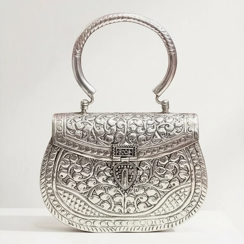 Bolso Cofre Asa Omate Plata