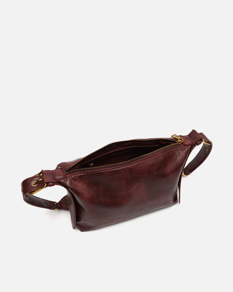 Gosti bolso bandolera pequeño con detalles metálicos
