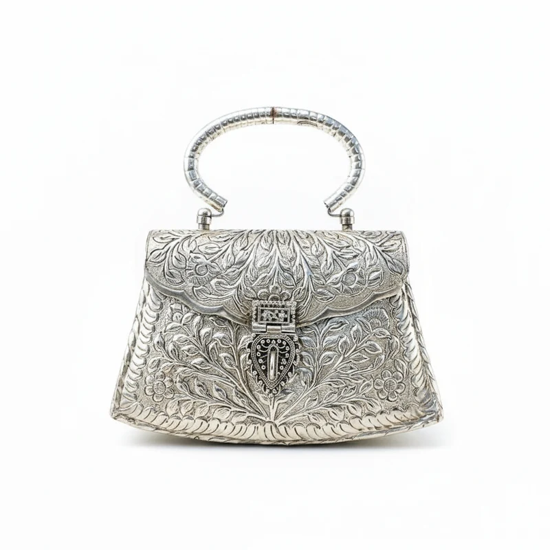 Bolso Cofre Asa Argéntea Plata