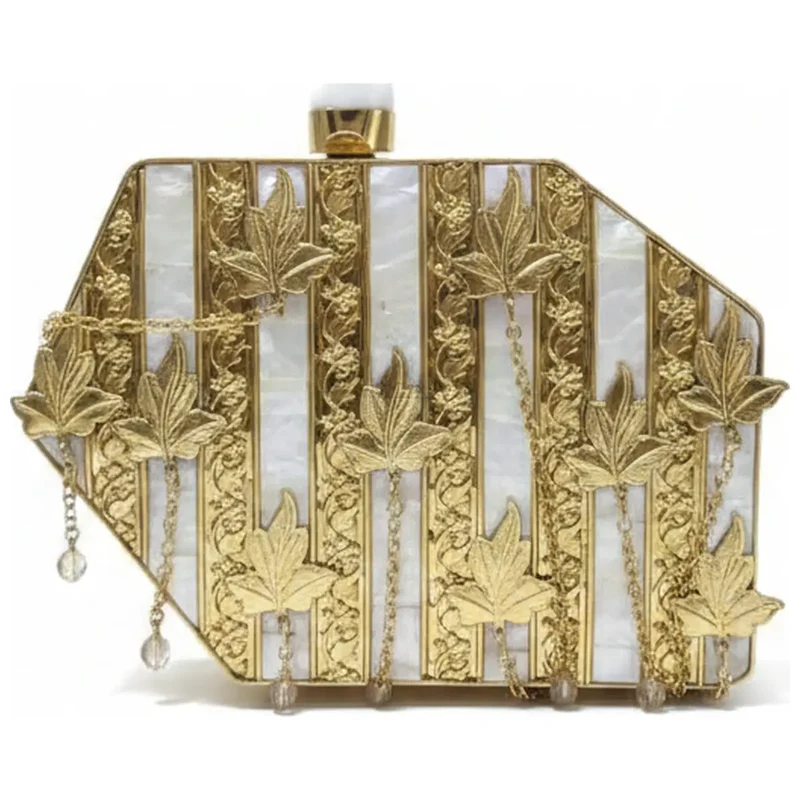 Clutch Deluxe Doré Hojas Cadenas Nácar