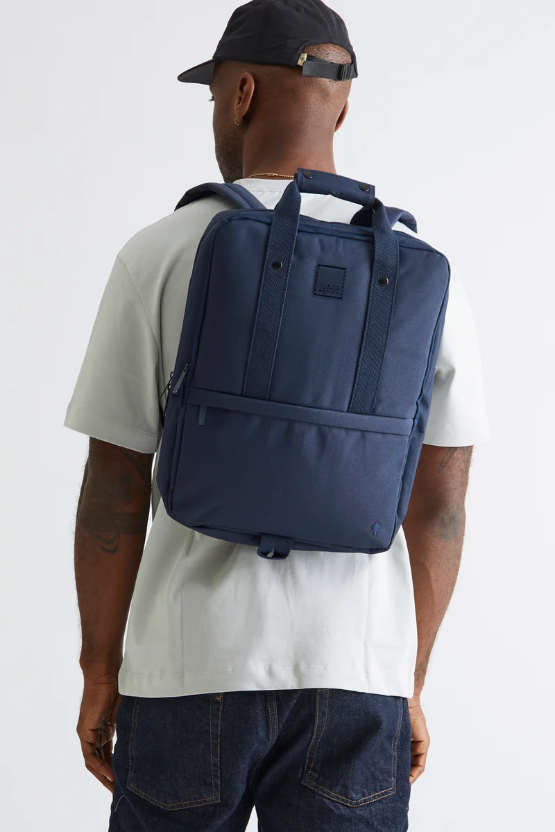 Daily 15" Backpack Navy