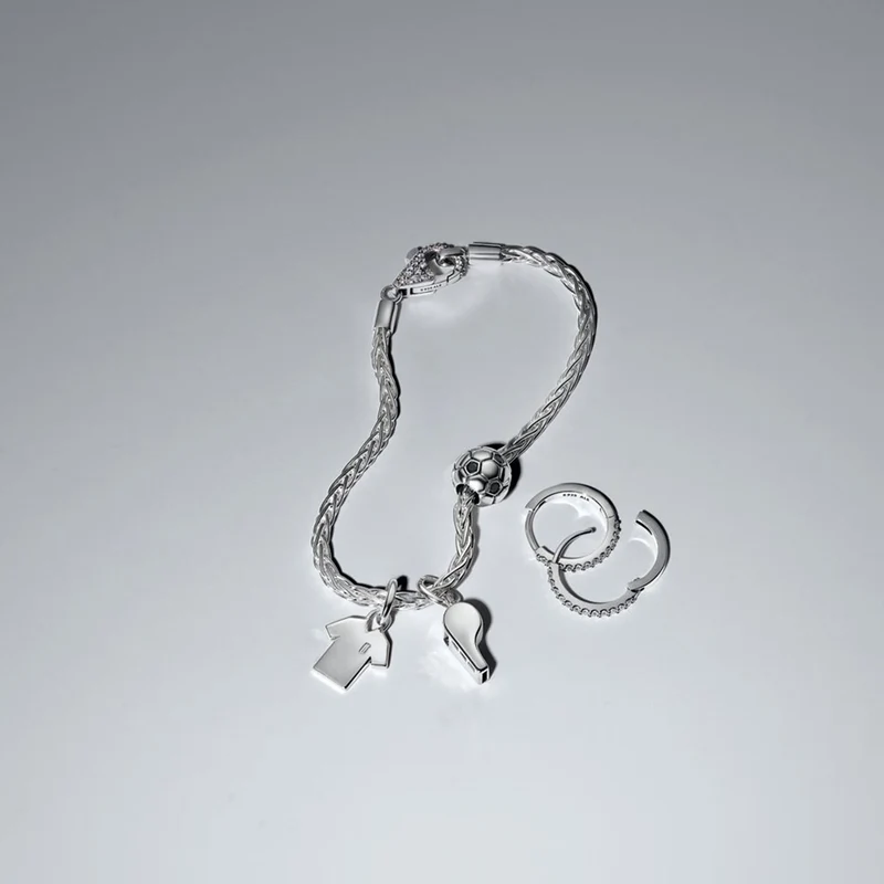Pandora Moments Man-made Kristal Voetbal Bedel 794710C01