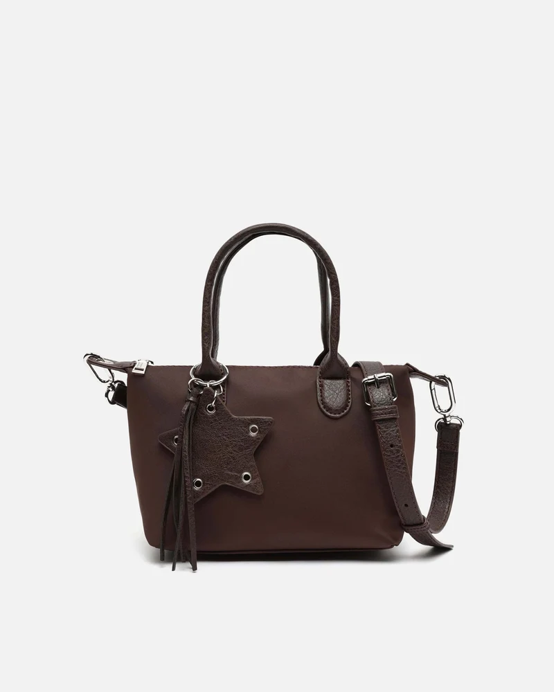 Cloti bolso tote en nylon con asa bandolera extraíble y detalle colgante