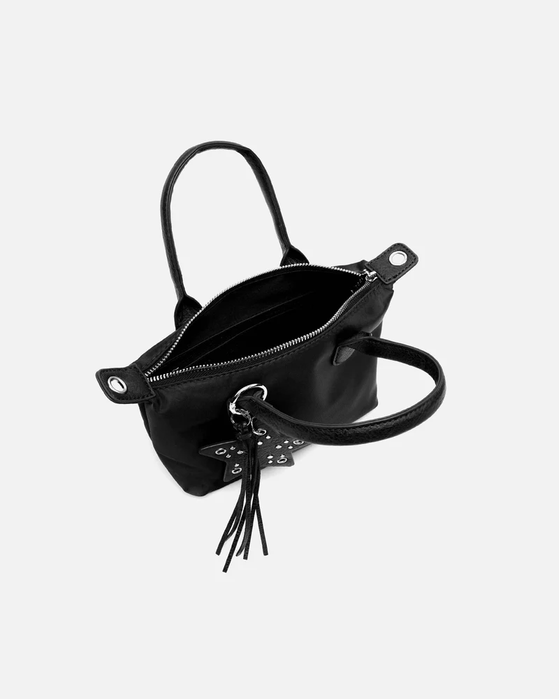 Cloti bolso tote en nylon con asa bandolera extraíble y detalle colgante