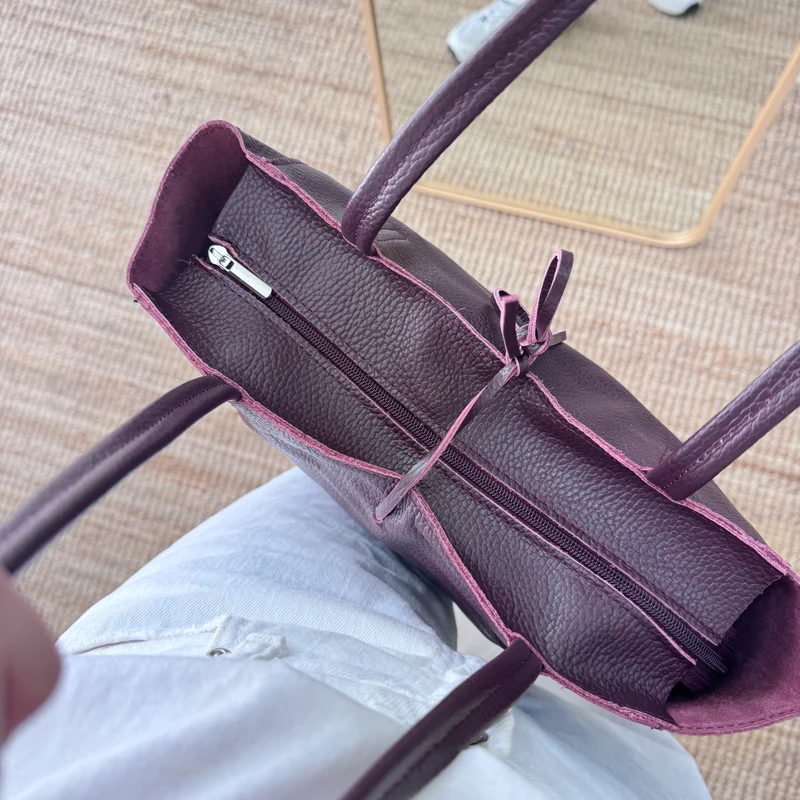 Bolso grande piel granate personalizado iniciales bordadas