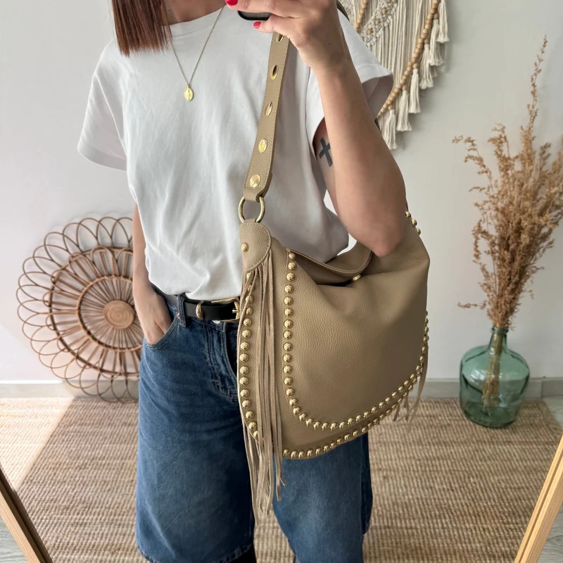 Bolso Hobo tachuelas y Flecos en Piel taupe