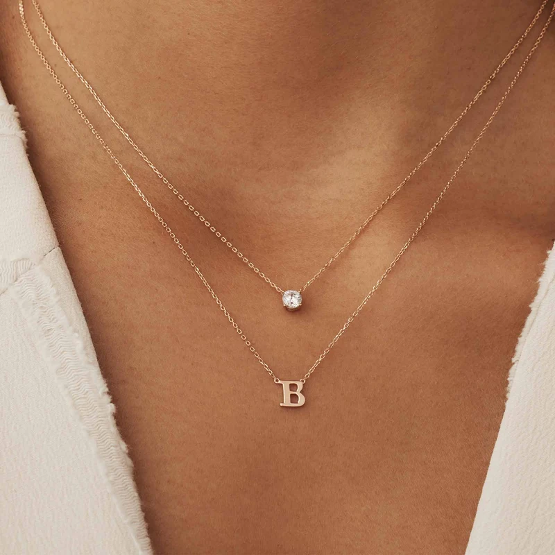 Isabel Bernard La Concorde Chloé 14 Karaat Rosé Gouden Initial Ketting IB340062-A