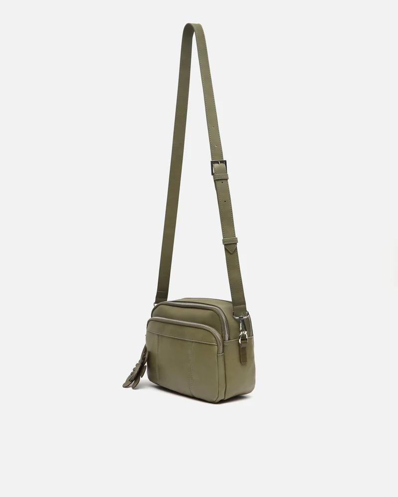 Filiberti bolso bandolera con detalle colgante ED.