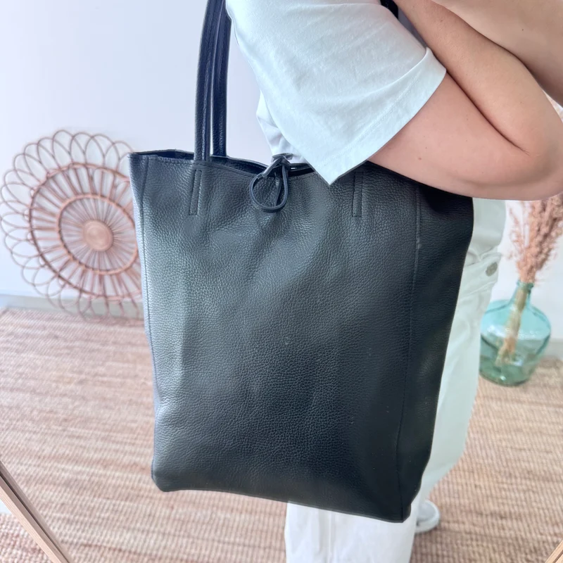 Bolso grande piel negro personalizado iniciales bordadas