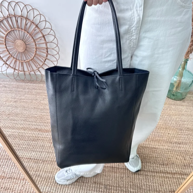 Bolso grande piel negro personalizado iniciales bordadas