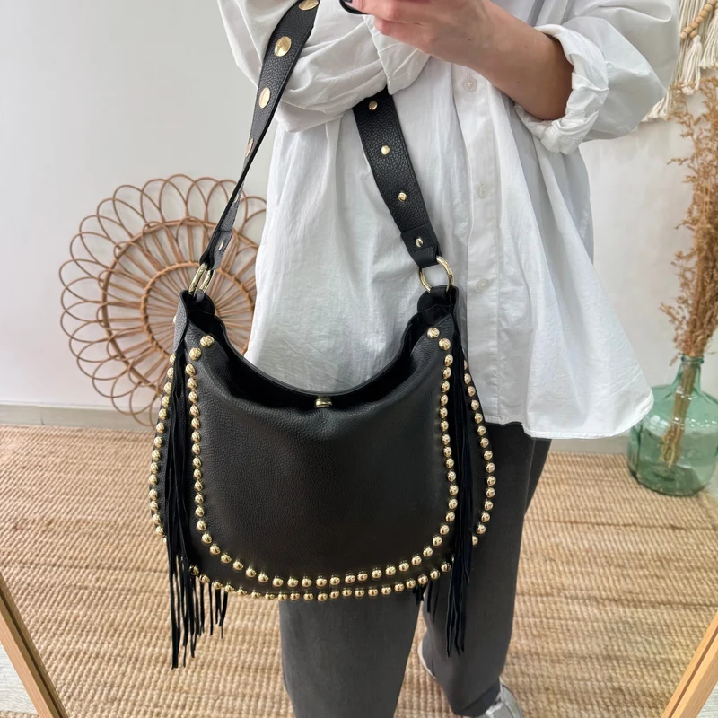 Bolso Hobo tachuelas y Flecos en Piel negro