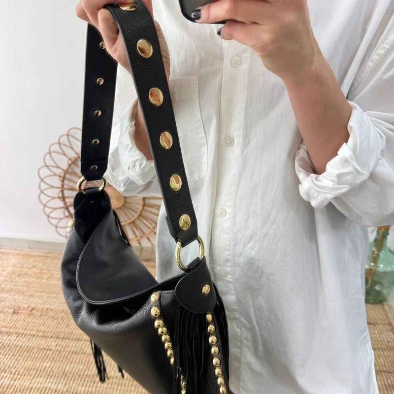 Bolso Hobo tachuelas y Flecos en Piel negro
