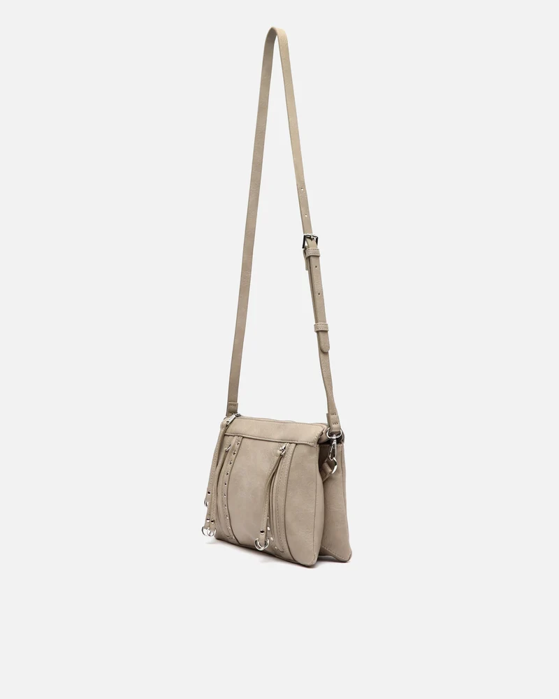 Nikasi bolso bandolera con detalles metálicos