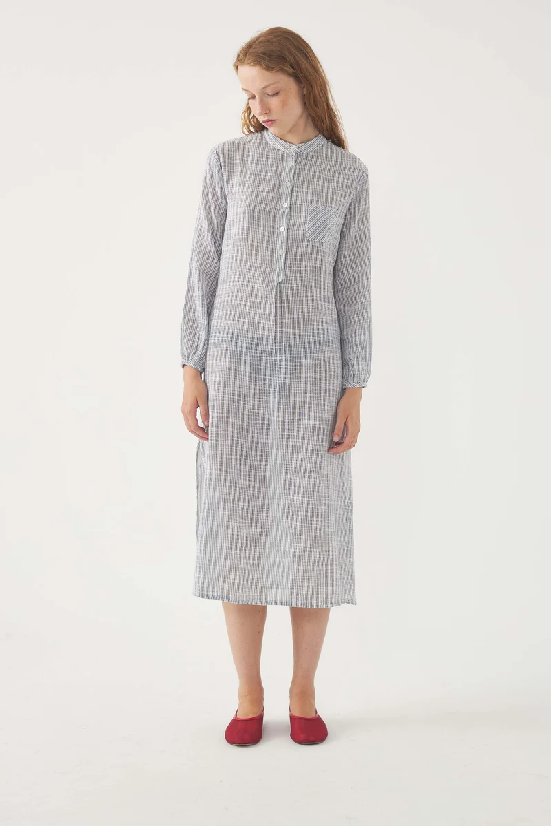 Robe Paros