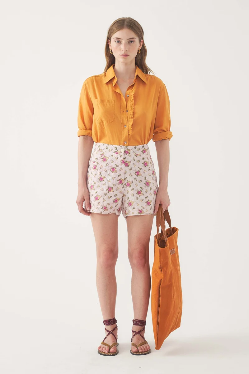 Short Pada