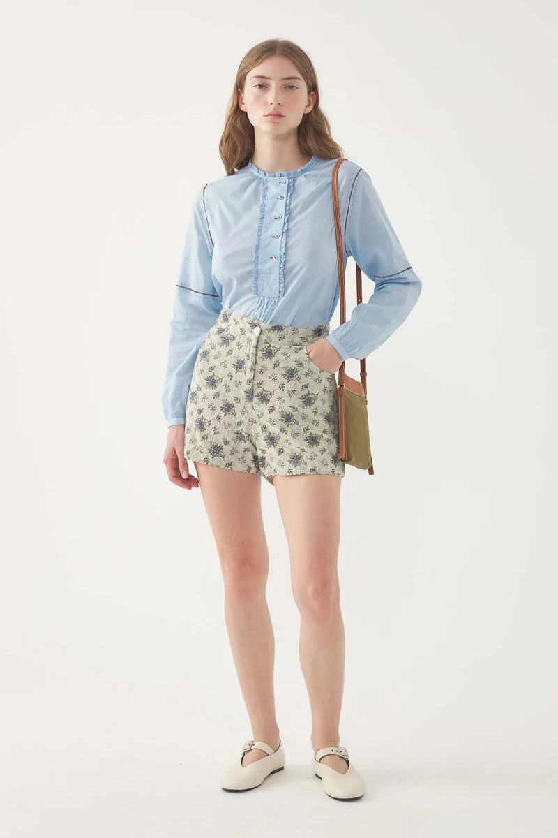 Short Pada