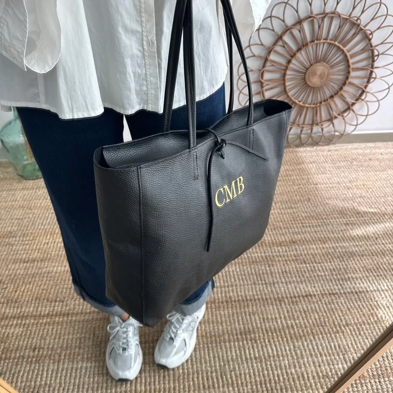 Shopper grande piel negro cremallera personalizado iniciales bordadas