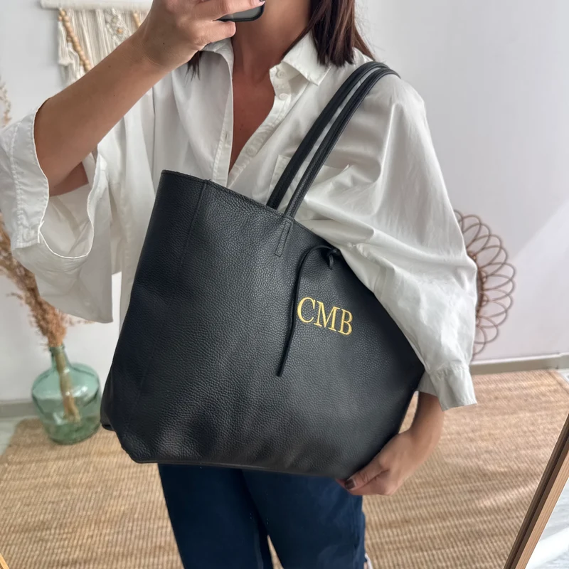 Shopper grande piel negro cremallera personalizado iniciales bordadas