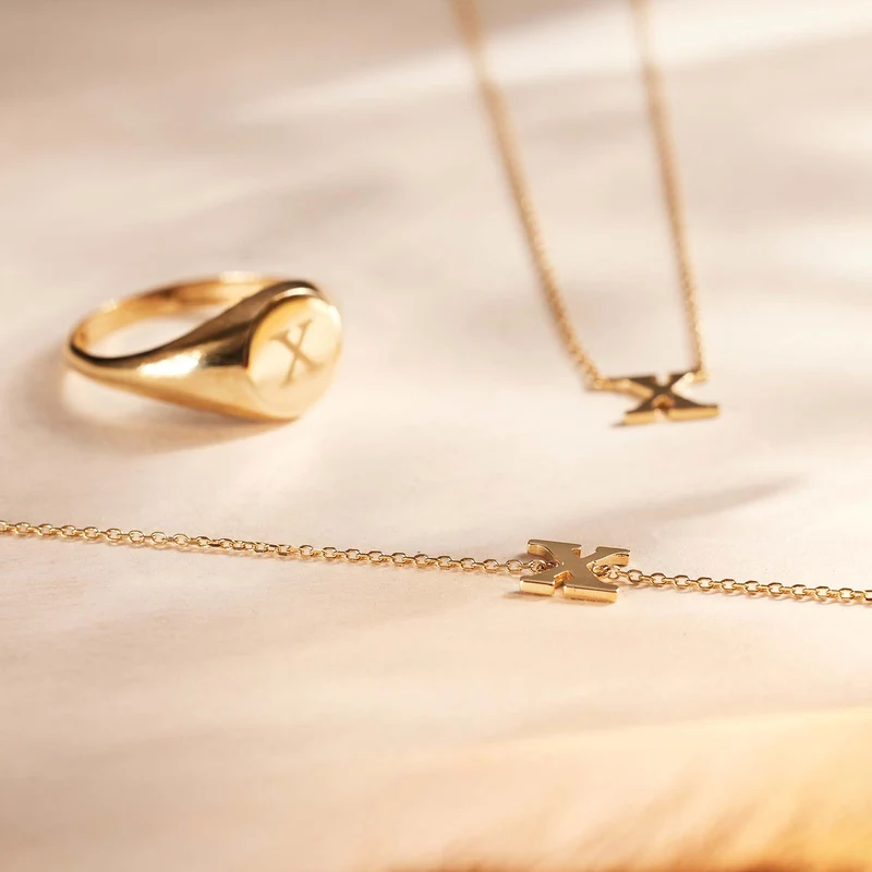 Isabel Bernard Le Marais Rachel 14 Karaat Gouden Initial Armband IB320101-A (Letter A)
