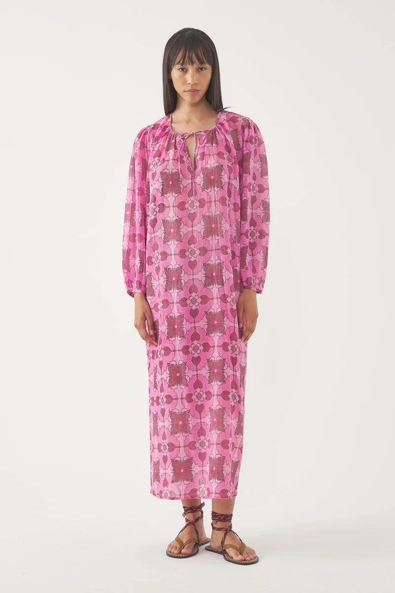 Robe Tereza