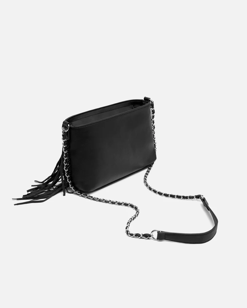 Anabelas bolso bandolera con detalles metálicos y flecos
