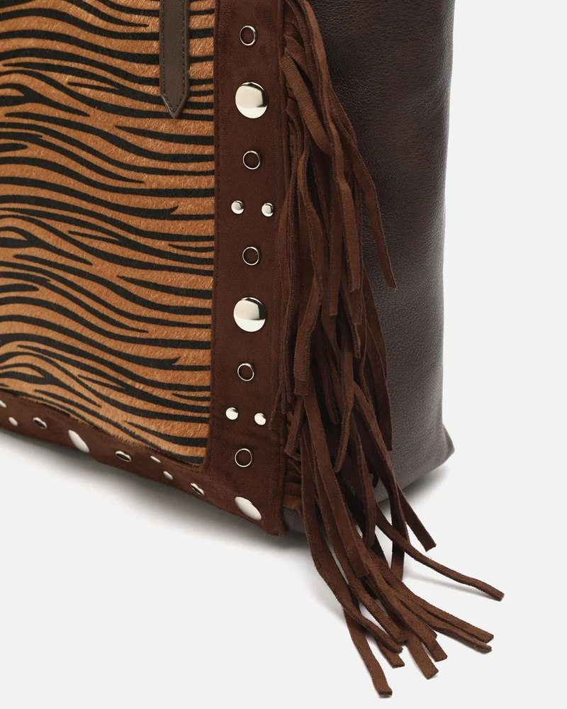 Catrinas-1 bolso shopper grande animal print con detalles metálicos y flecos