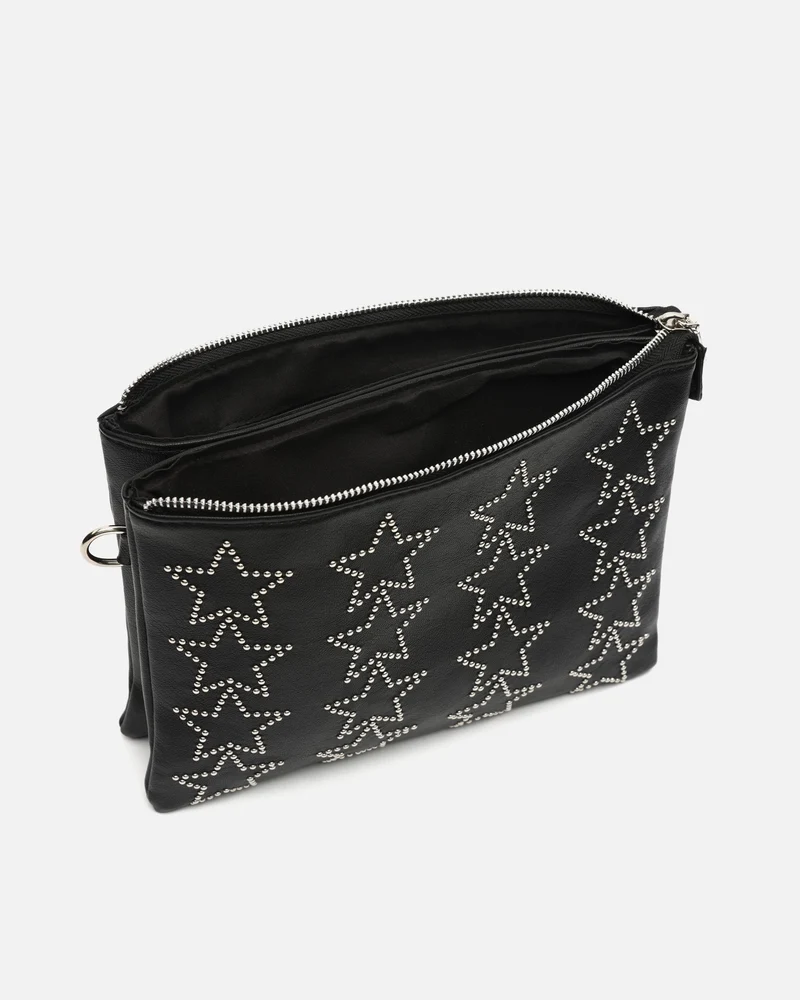 Estre bolso bandolera con detalles metálicos en forma de estrellas