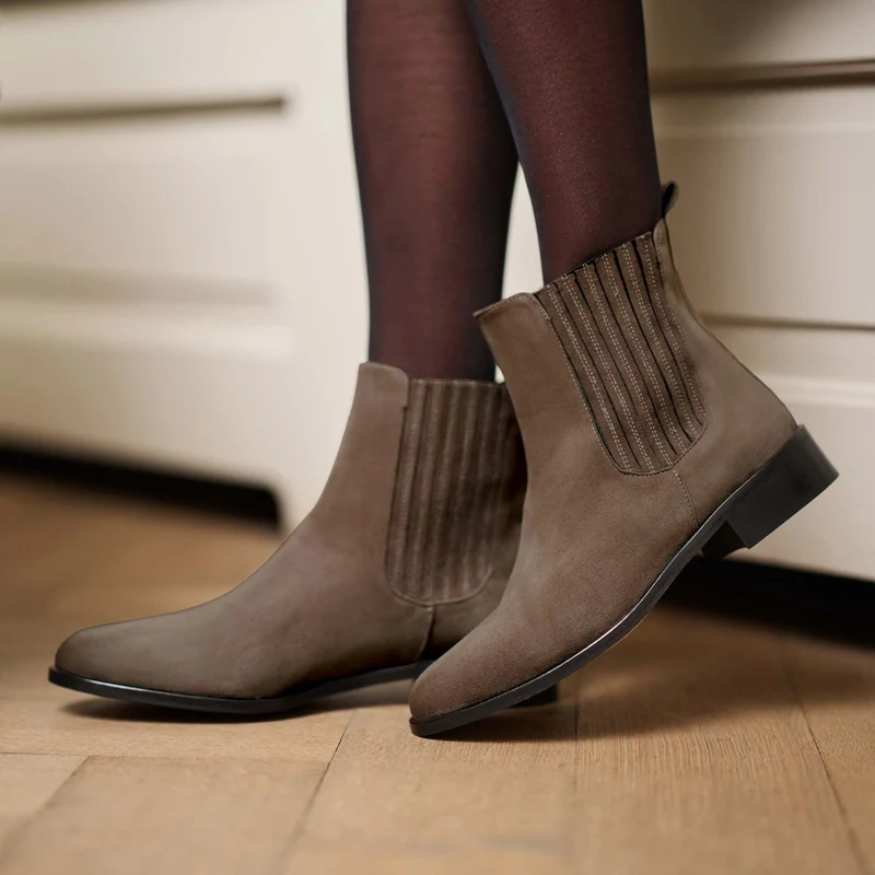 Isabel Bernard Vendôme Chey Taupe Suède Chelsea Boots IB53000SS-178-36