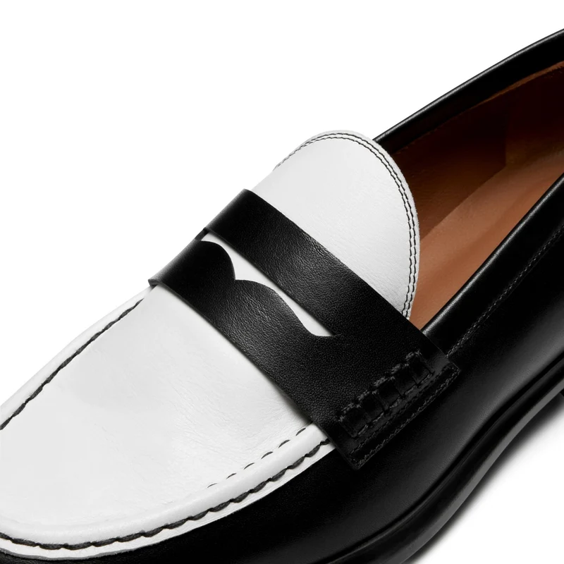 Isabel Bernard Vendôme Blandine Zwart en Wit Kalfsleren Loafers IB51015-10176-37