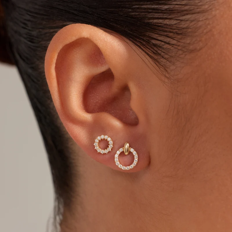 Beloro Jewels Monte Napoleone Irene 9 karaat oorknoppen met zirconia stenen BO360124