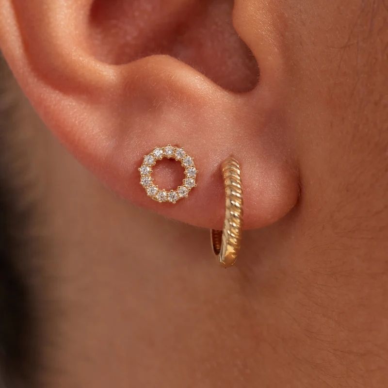 Beloro Jewels Monte Napoleone Ivet 9 karaat Oorknoppen met zirkonia steentjes BO360122