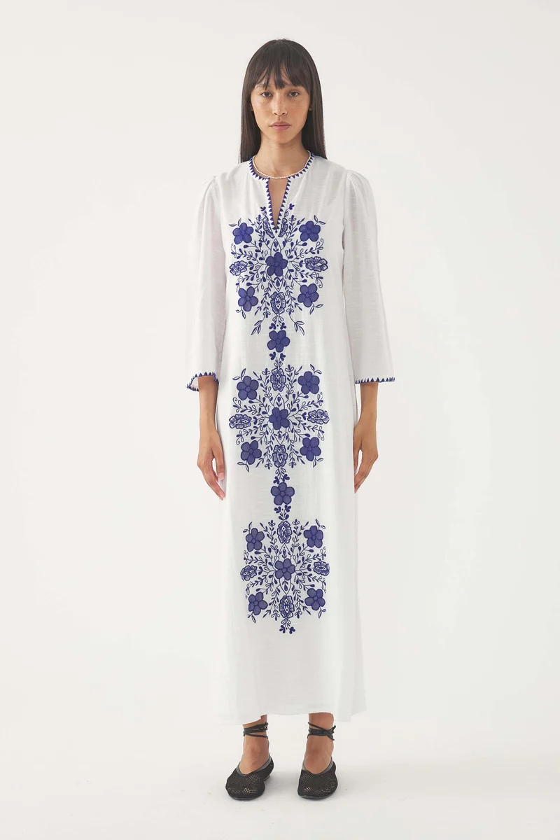Robe longue brodée Vahani