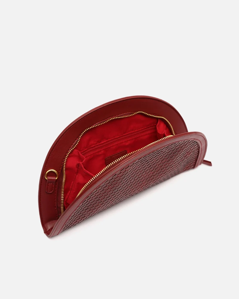 Empadi bolso de fiesta en media luna trenzado con asa bandolera extraíble ED.