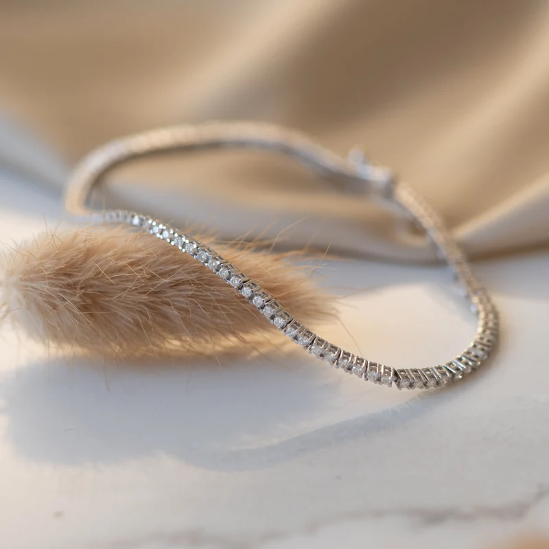 Isabel Bernard De la Paix Madeline 14 Karaat Witgouden Tennis Armband | Diamant 1.08 ct | IBD320006
