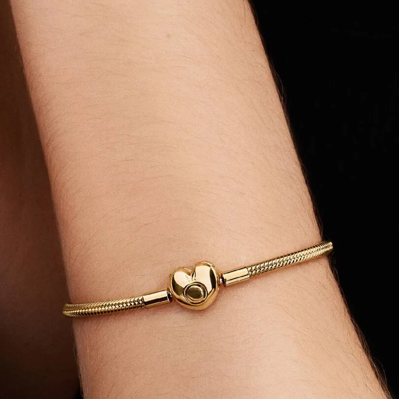 Pandora Moments Gold Plated Bracelet 563050C00-17