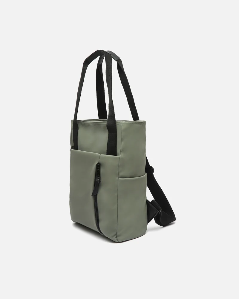 Dominica mochila grande en nylon con bolsillo para portátil (14") y asa de hombro