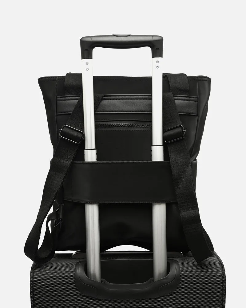 Dominica mochila grande en nylon con bolsillo para portátil (14") y asa de hombro