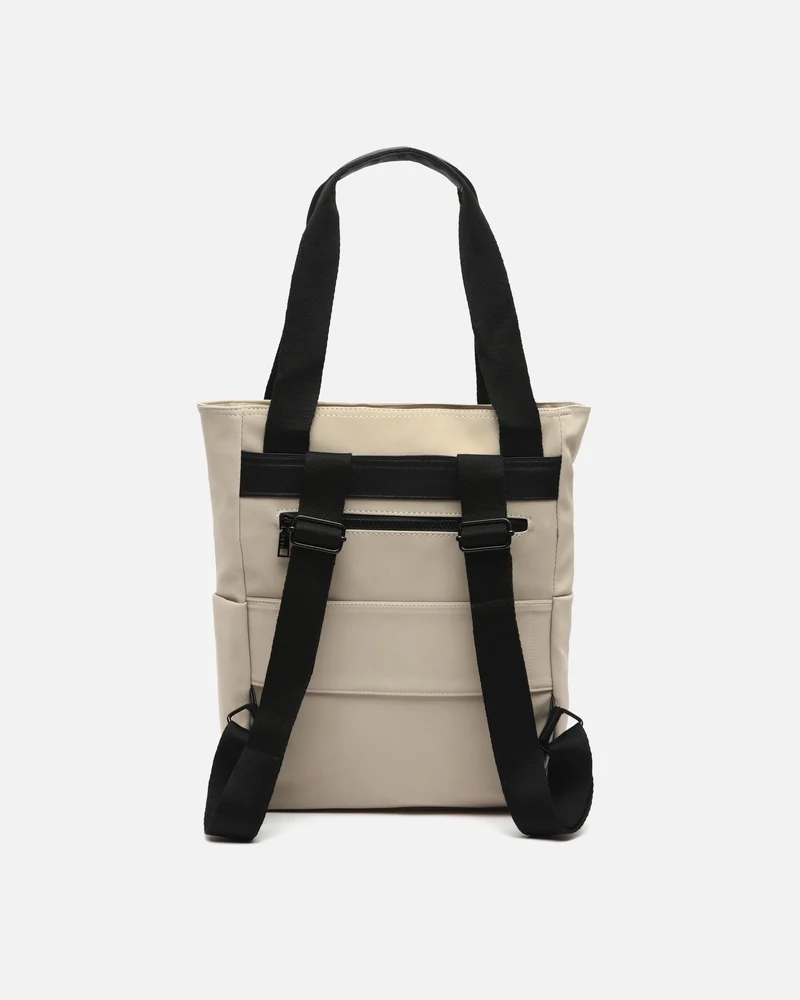 Dominica mochila grande en nylon con bolsillo para portátil (14") y asa de hombro