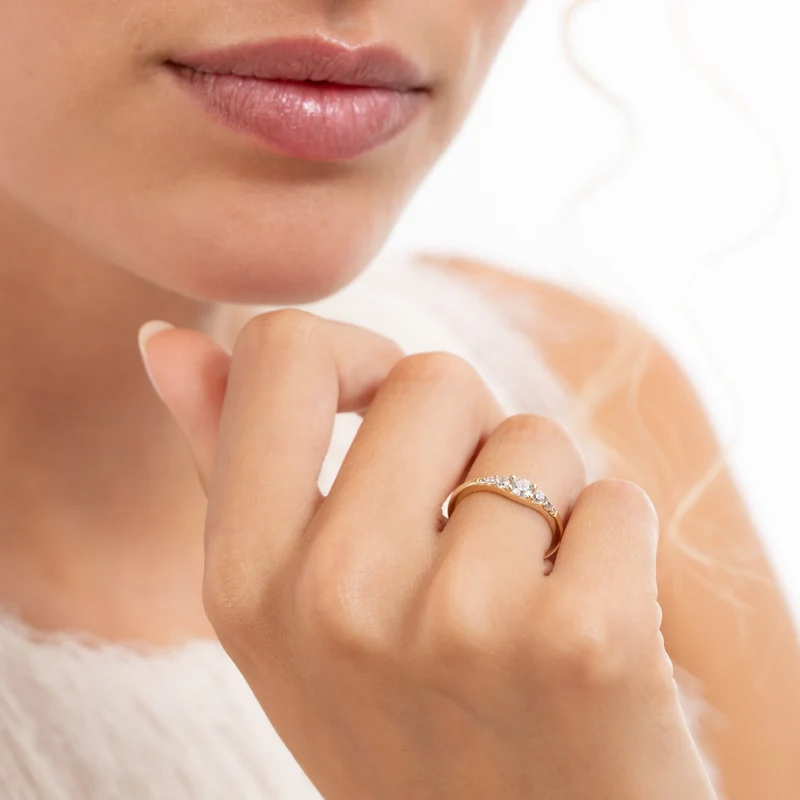 Isabel Bernard Rivoli Esme 14 Karaat Gouden Stacking Ring Met Zirkonia Steentjes IB330110-52