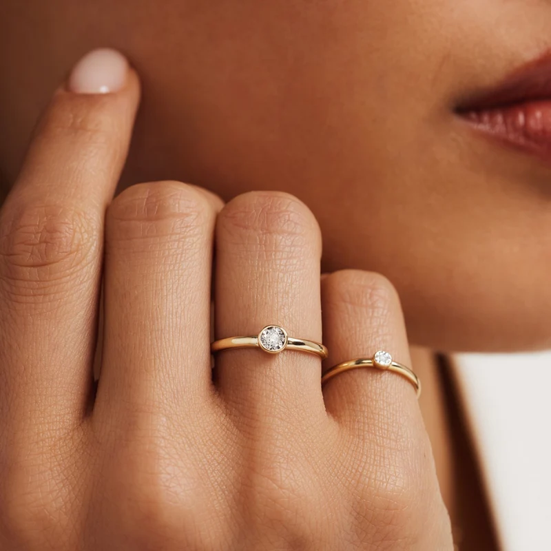 Isabel Bernard De la Paix Inaya 14 karaat gouden ring met diamant 0.03 ct IBD330025-48