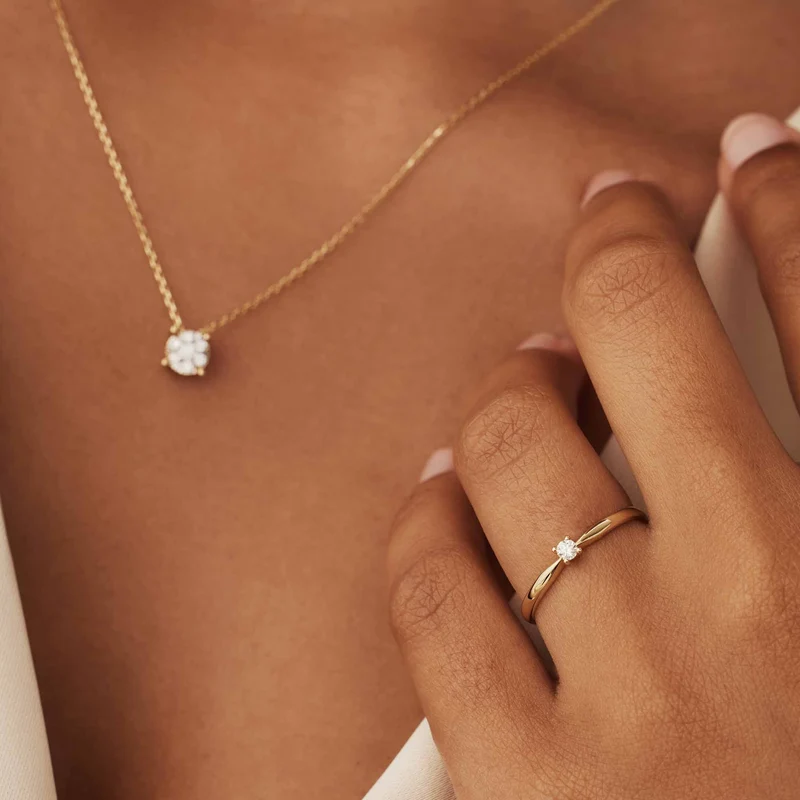 Isabel Bernard De la Paix Céline 14 karaat gouden ring | diamant 0.05 ct | IBD330001-48