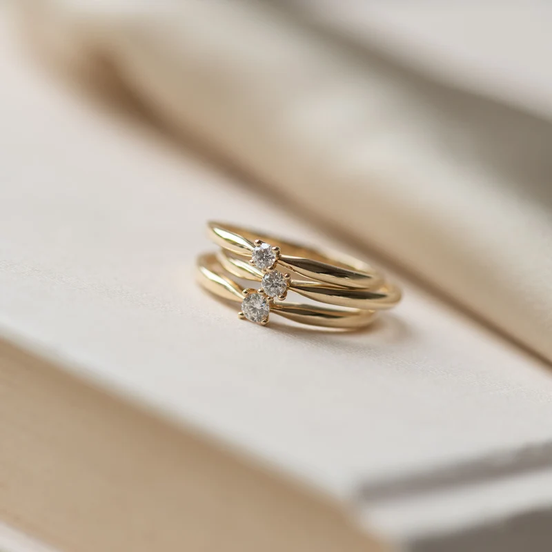 Isabel Bernard De la Paix Céline 14 karaat gouden ring | diamant 0.05 ct | IBD330001-48