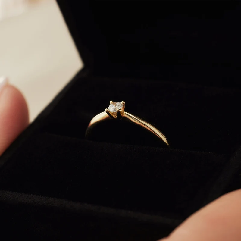 Isabel Bernard De la Paix Christine 14 karaat gouden ring | diamant 0.10 ct | IBD330003-56