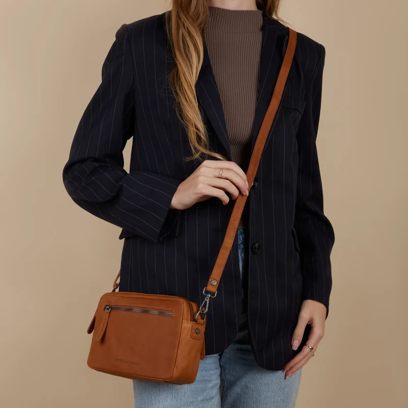 The Chesterfield Brand Tustin Cognac Leather Crossbody bag C48.122231
