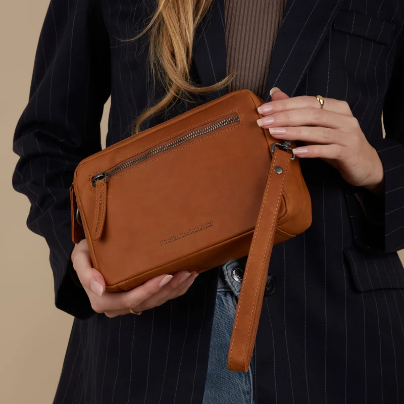 The Chesterfield Brand Tustin Cognac Leather Crossbody bag C48.122231