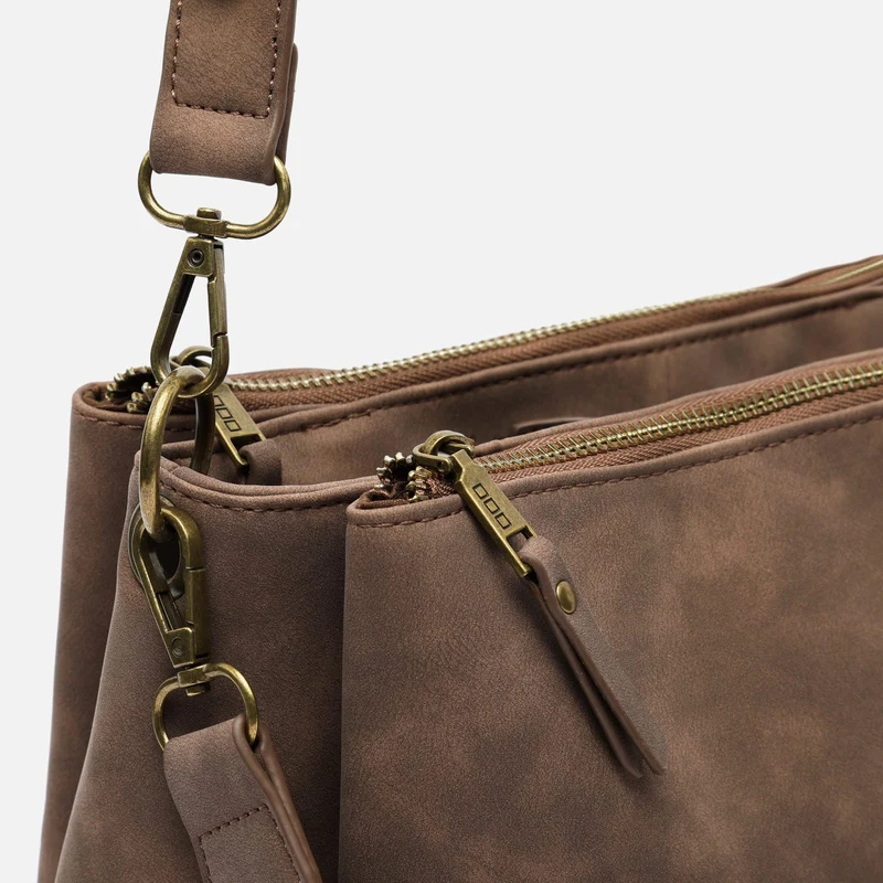 Kubi bolso hobo mediano con asa bandolera extraíble ED.