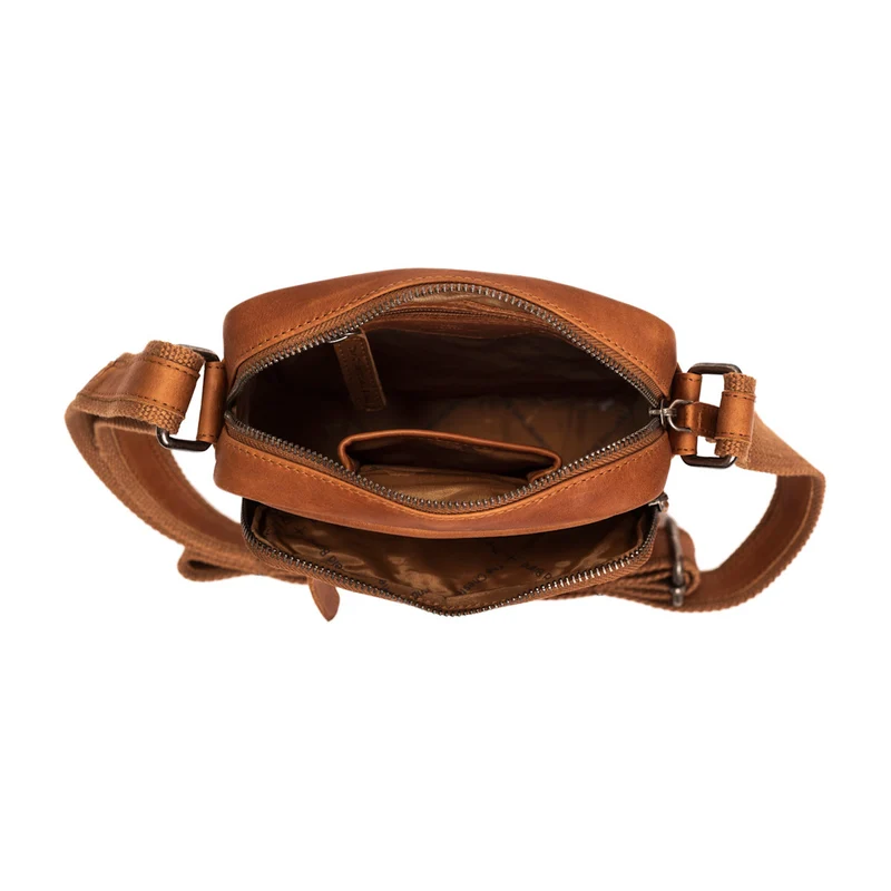 The Chesterfield Brand Birmingham Cognac Leather Crossbody bag C48.098031