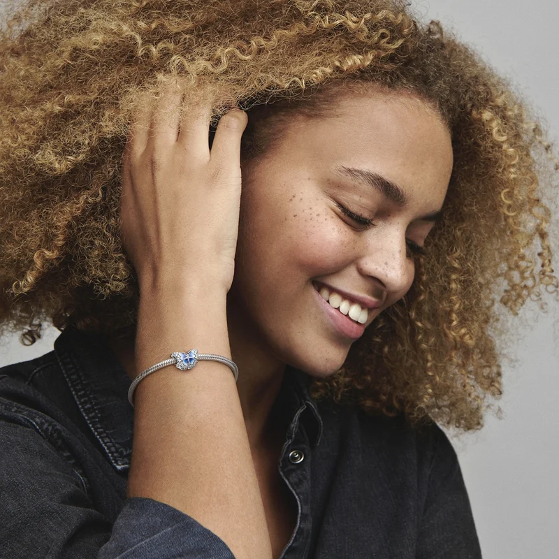 Pandora Moments 925 Sterling Silver Blauwe Vlinder Sprankelende Bedel 790761C01